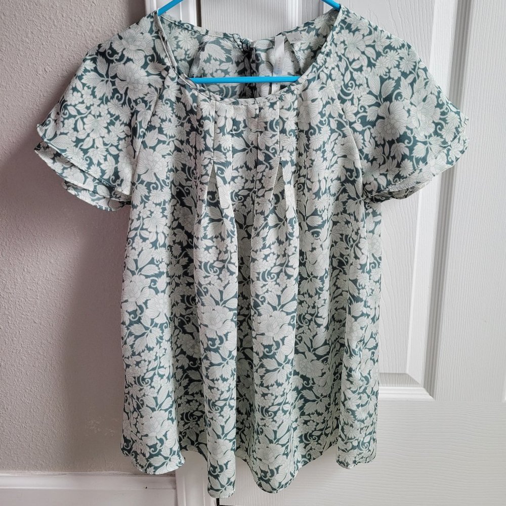 Lauren Conrad Tie Back Flutter Sleeve Top